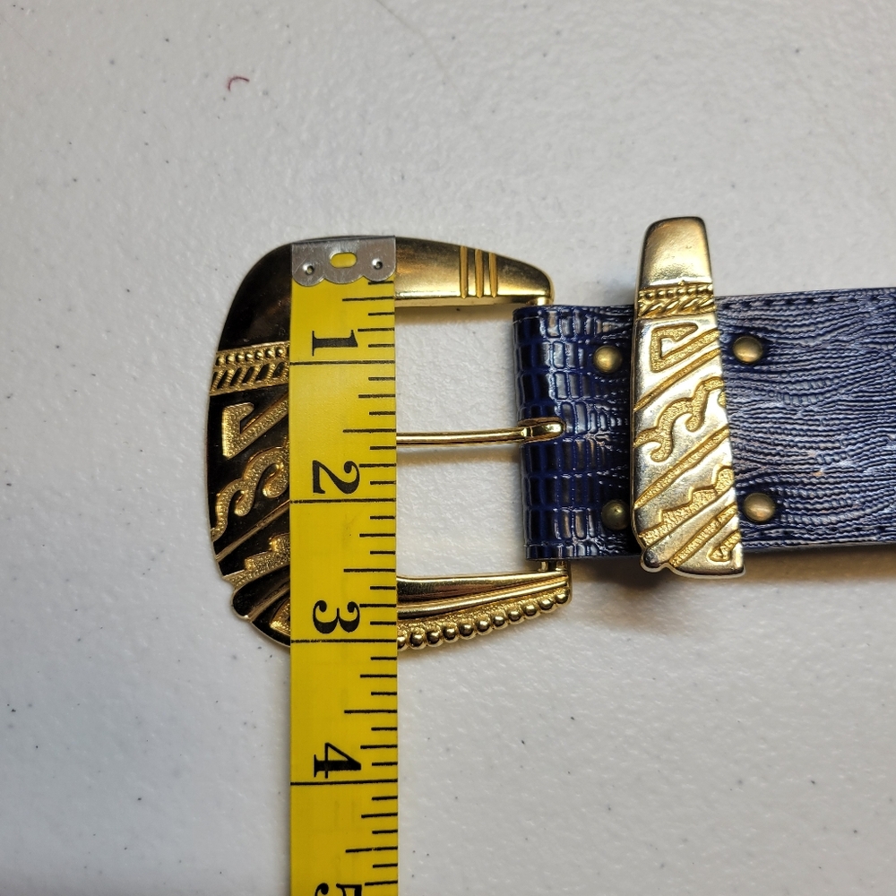 Vintage 80s Faux Lizard Embossed Blue Belt with Oversized Gold Buckle - Picture 10 of 11